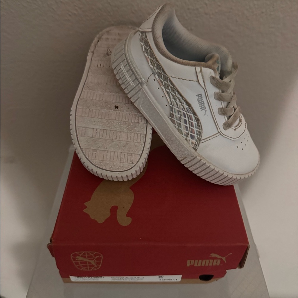 Puma Kids White and Gray Sneakers